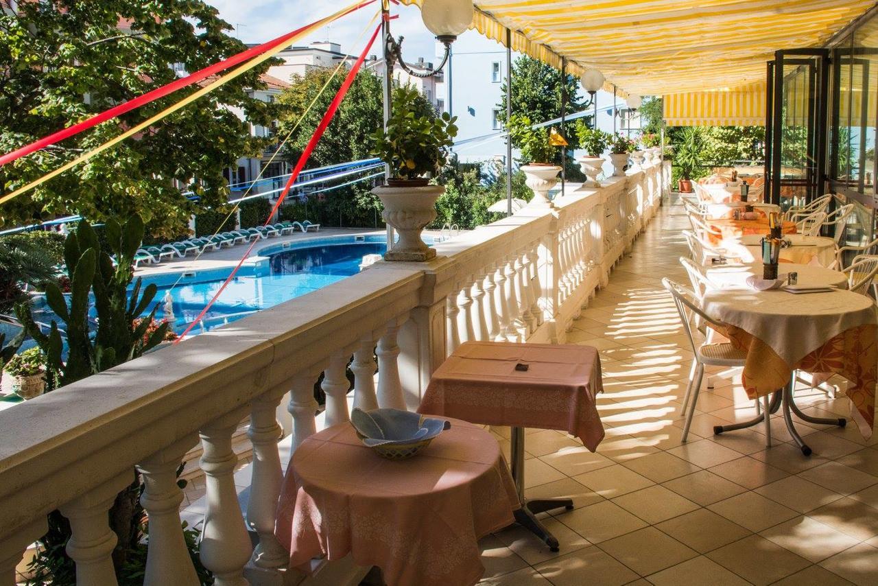 Hotel Miranda ベラーリア・イジェア・マリーナ エクステリア 写真