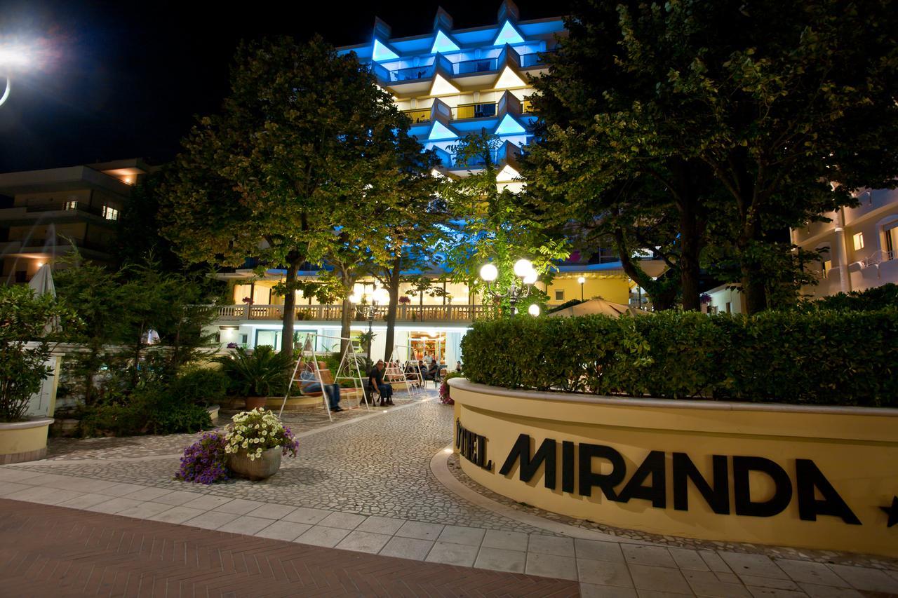 Hotel Miranda ベラーリア・イジェア・マリーナ エクステリア 写真