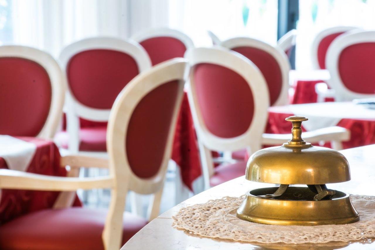 Hotel Miranda ベラーリア・イジェア・マリーナ エクステリア 写真